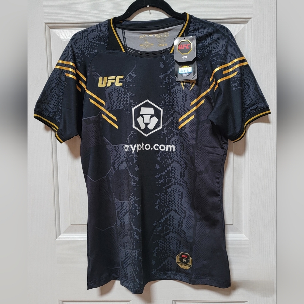 UFC Venum Authentic Fight Night Womens Dry Tech Black and Gold Jersey Size Large